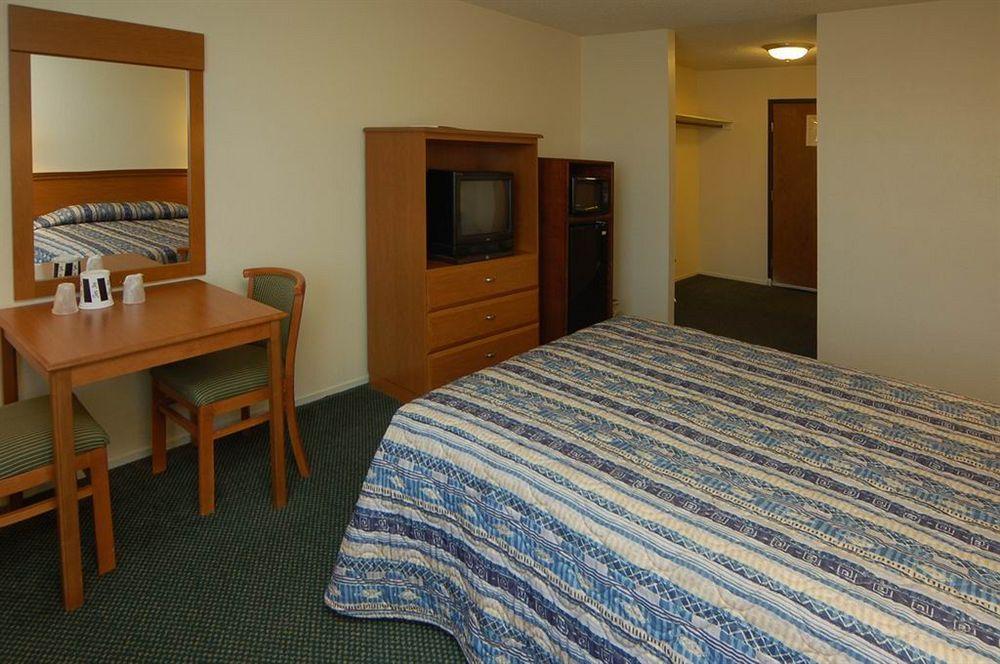 Travelodge By Wyndham Stockton Extérieur photo